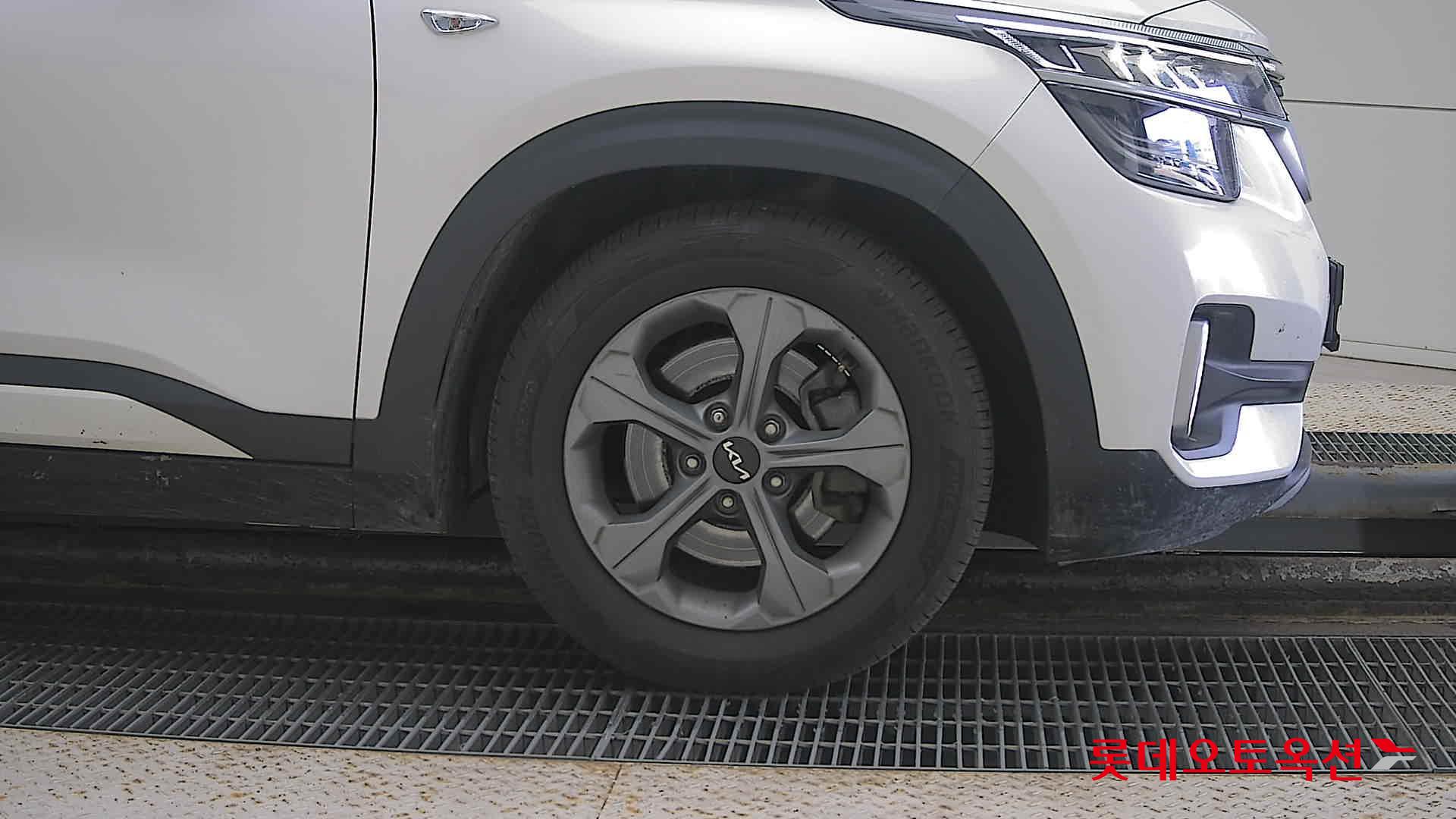 كيا - سيلتوس - Image 23