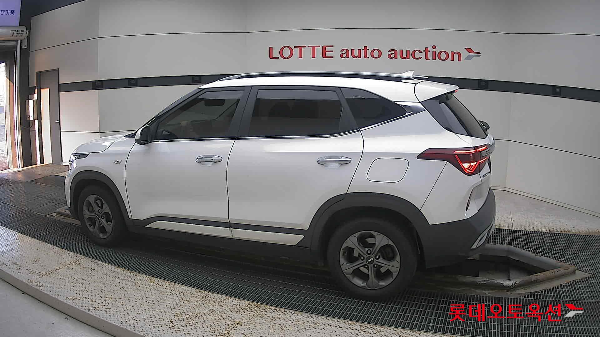 كيا - سيلتوس - Image 11