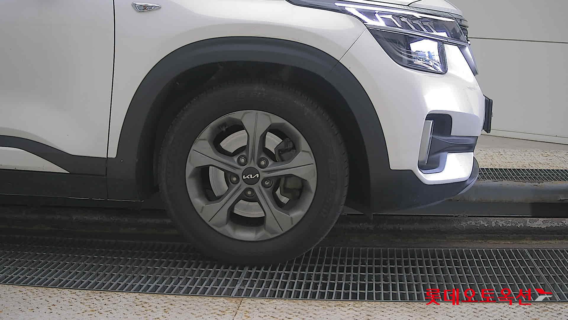 كيا - سيلتوس - Image 23