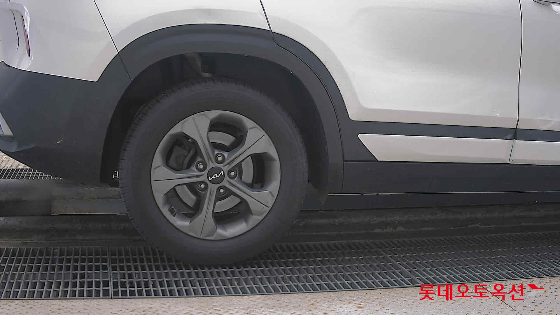 كيا - سيلتوس - Image 24