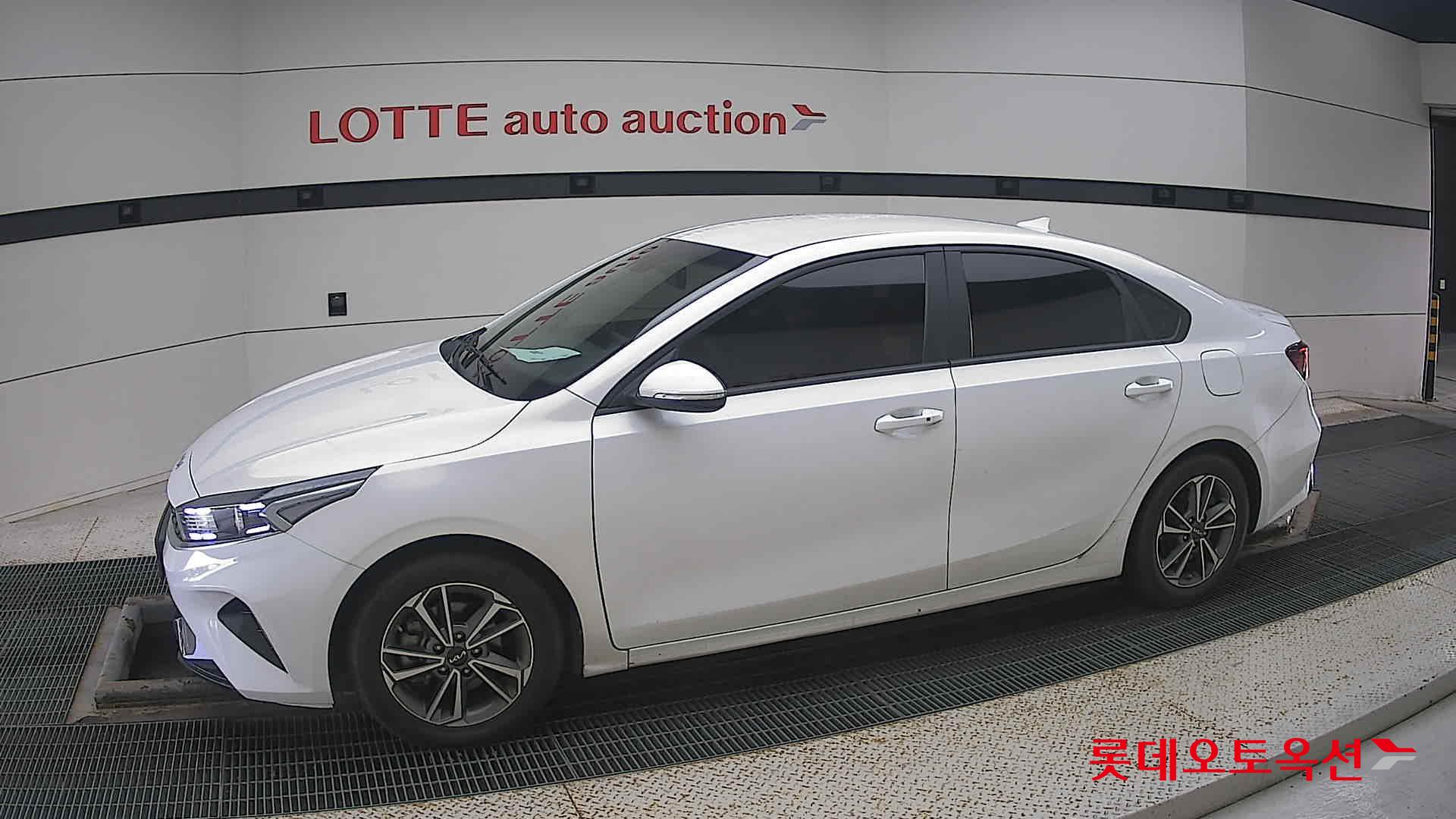 كيا - K3 - Image 12