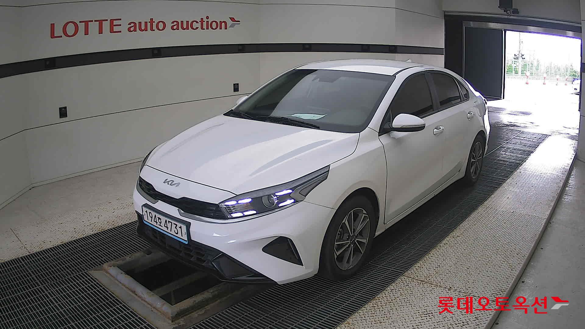 كيا - K3 - Image 14