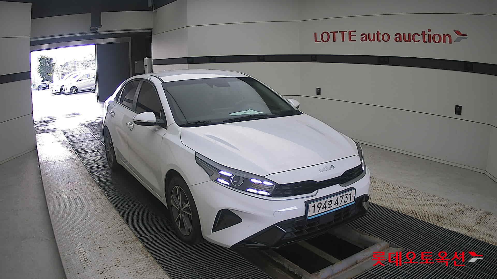 كيا - K3 - Image 15