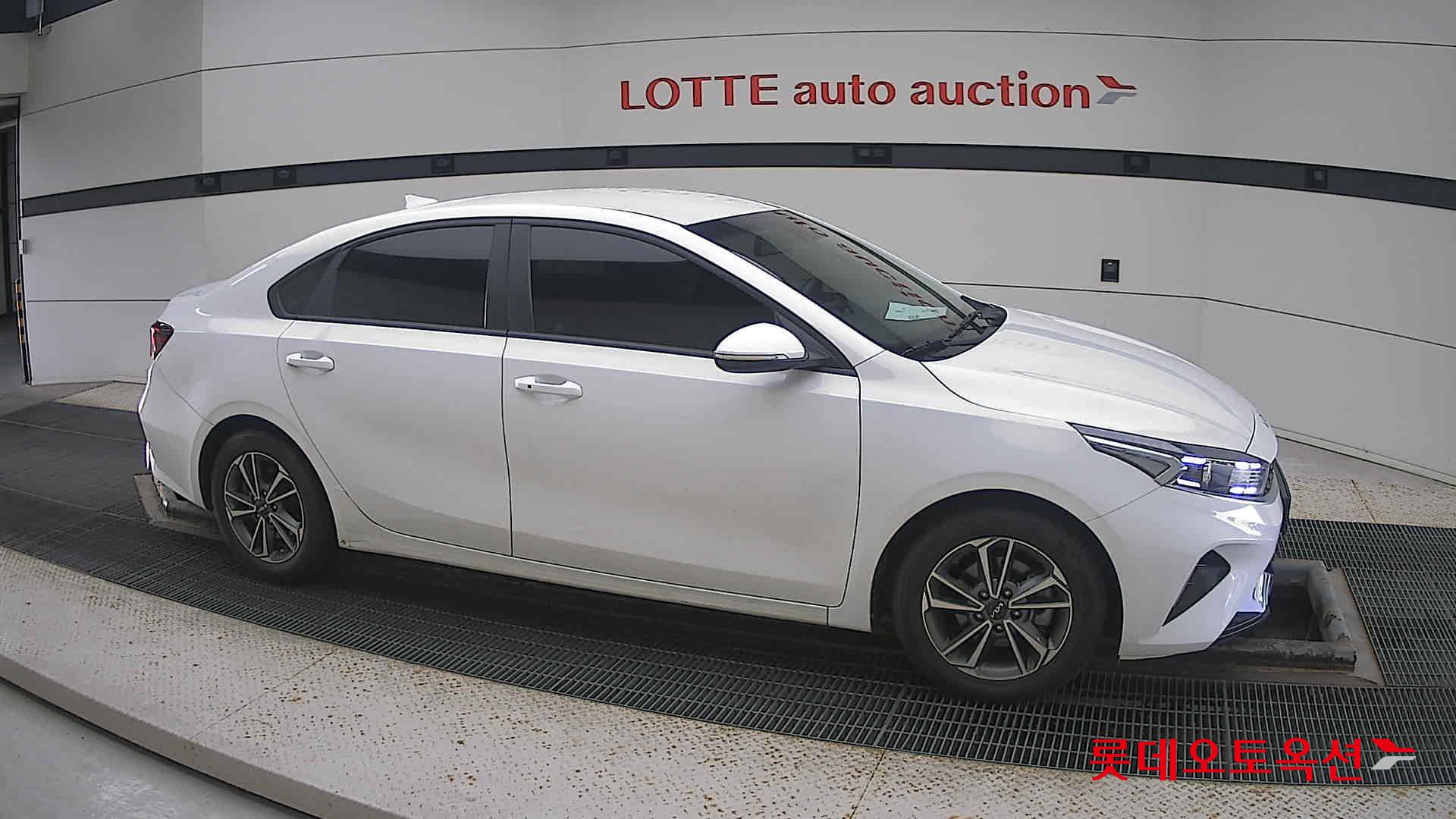 كيا - K3 - Image 17