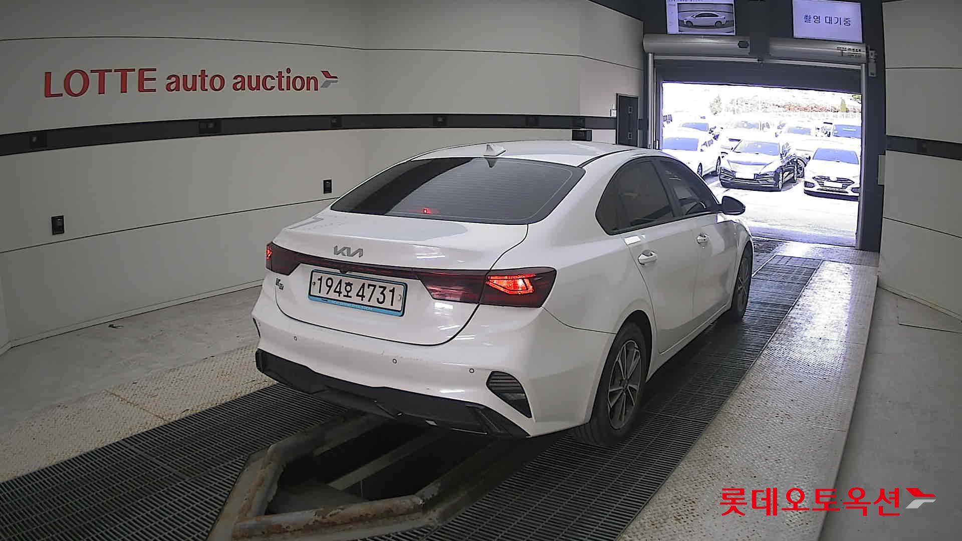 كيا - K3 - Image 20