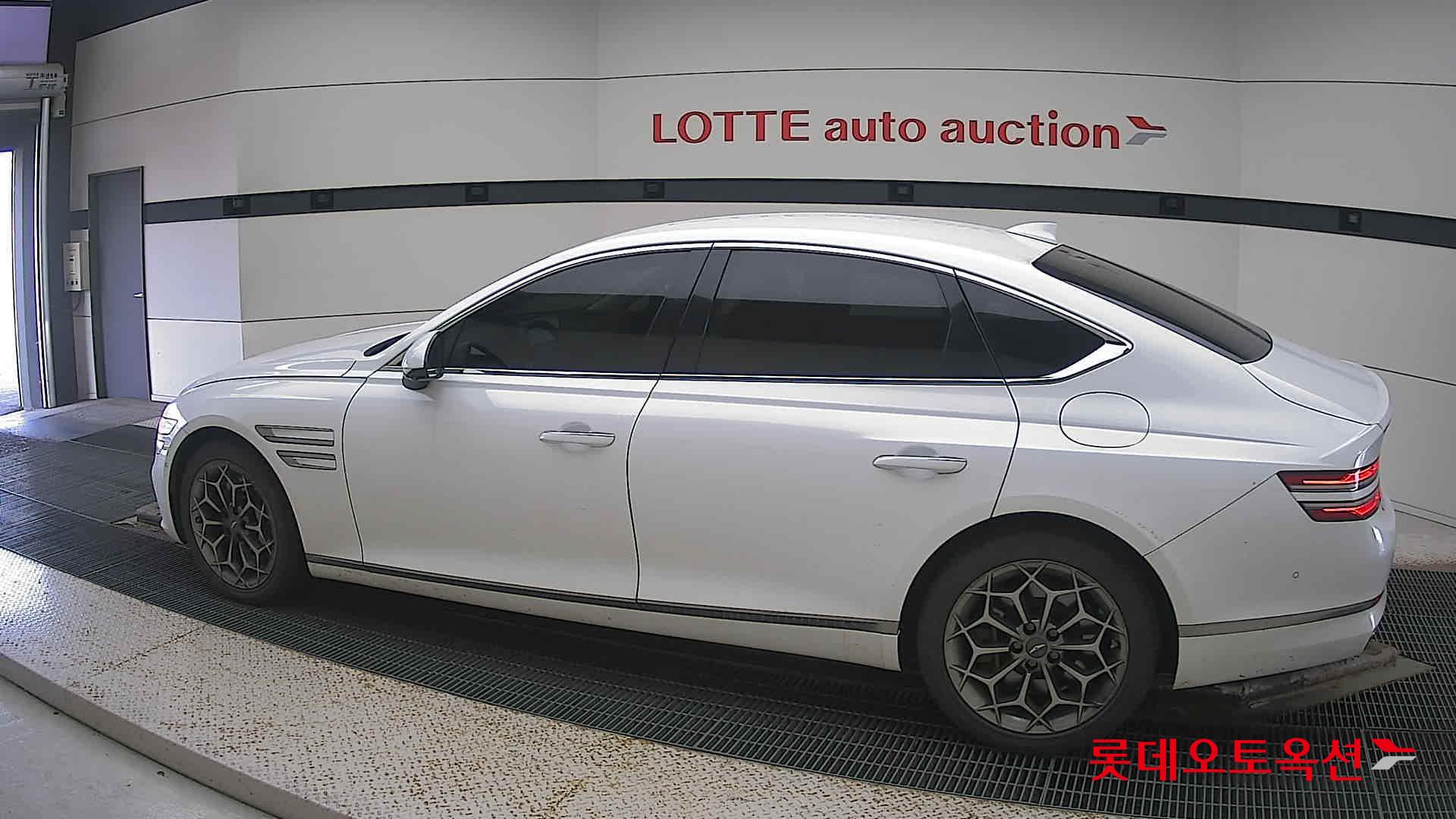 جينسس - جي 80 - Image 11