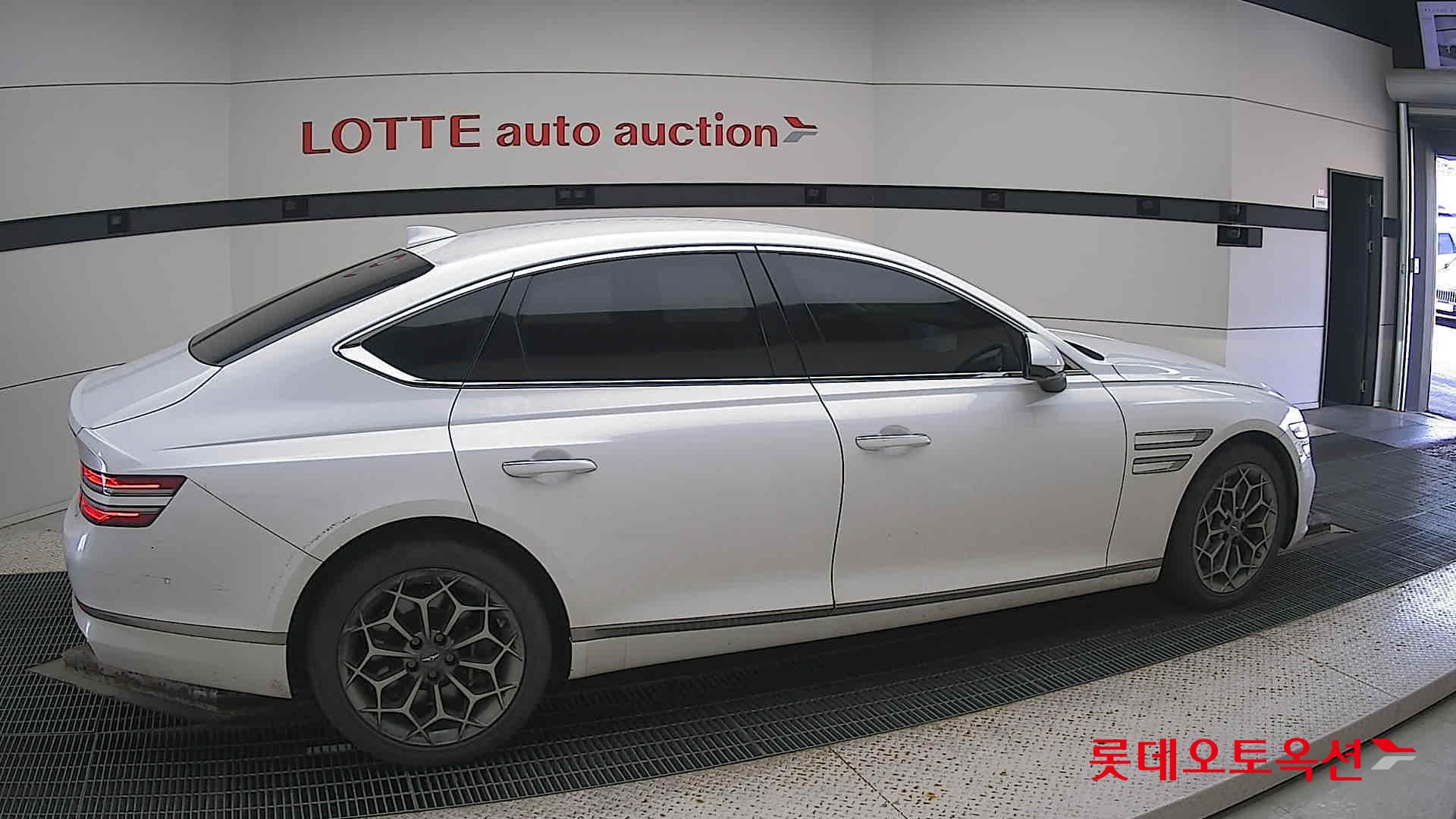 جينسس - جي 80 - Image 18