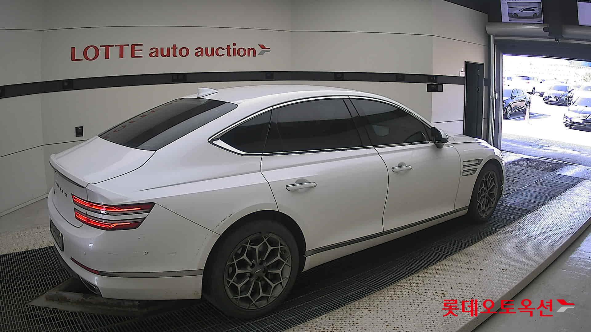 جينسس - جي 80 - Image 19