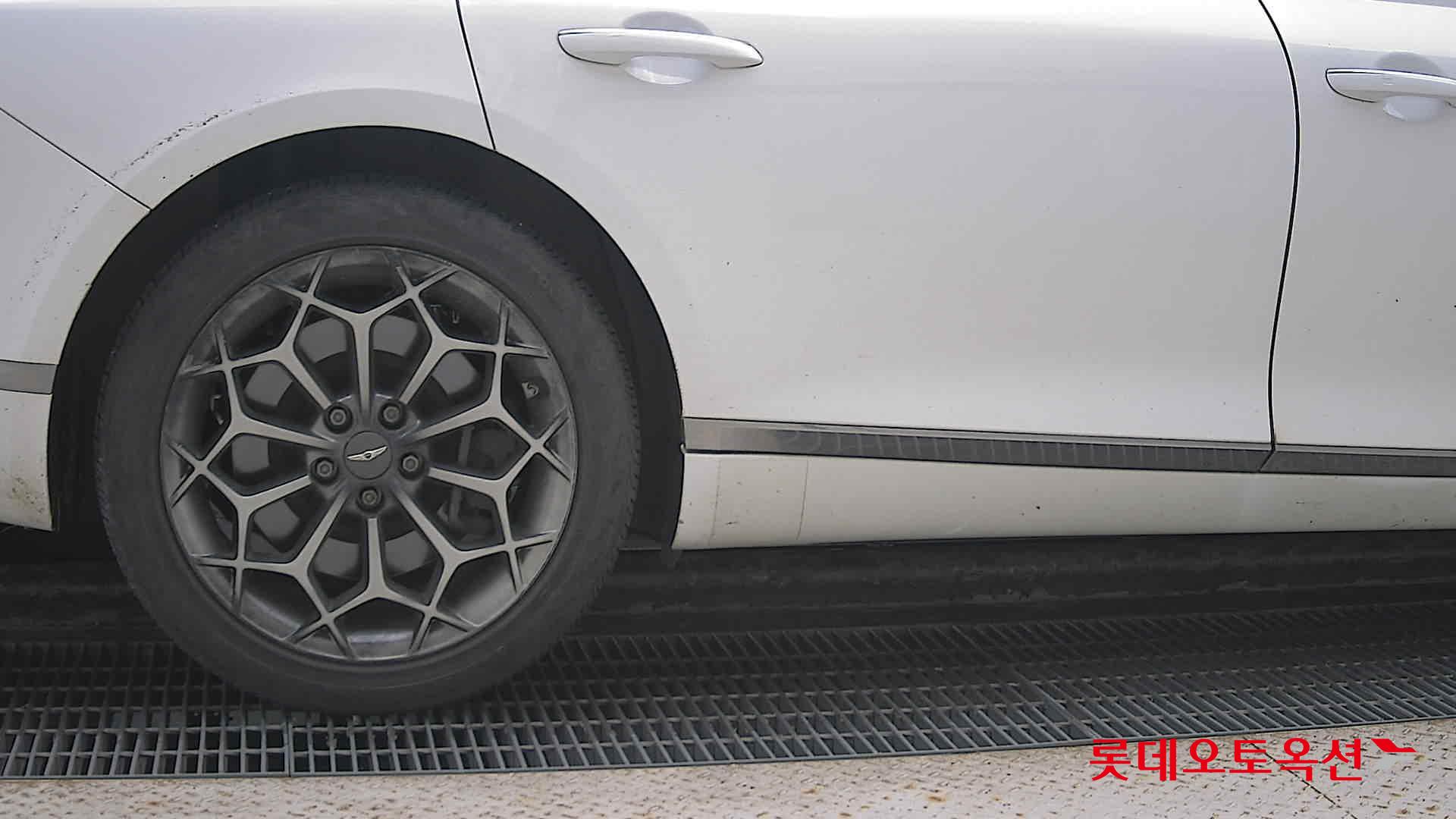 جينسس - جي 80 - Image 24