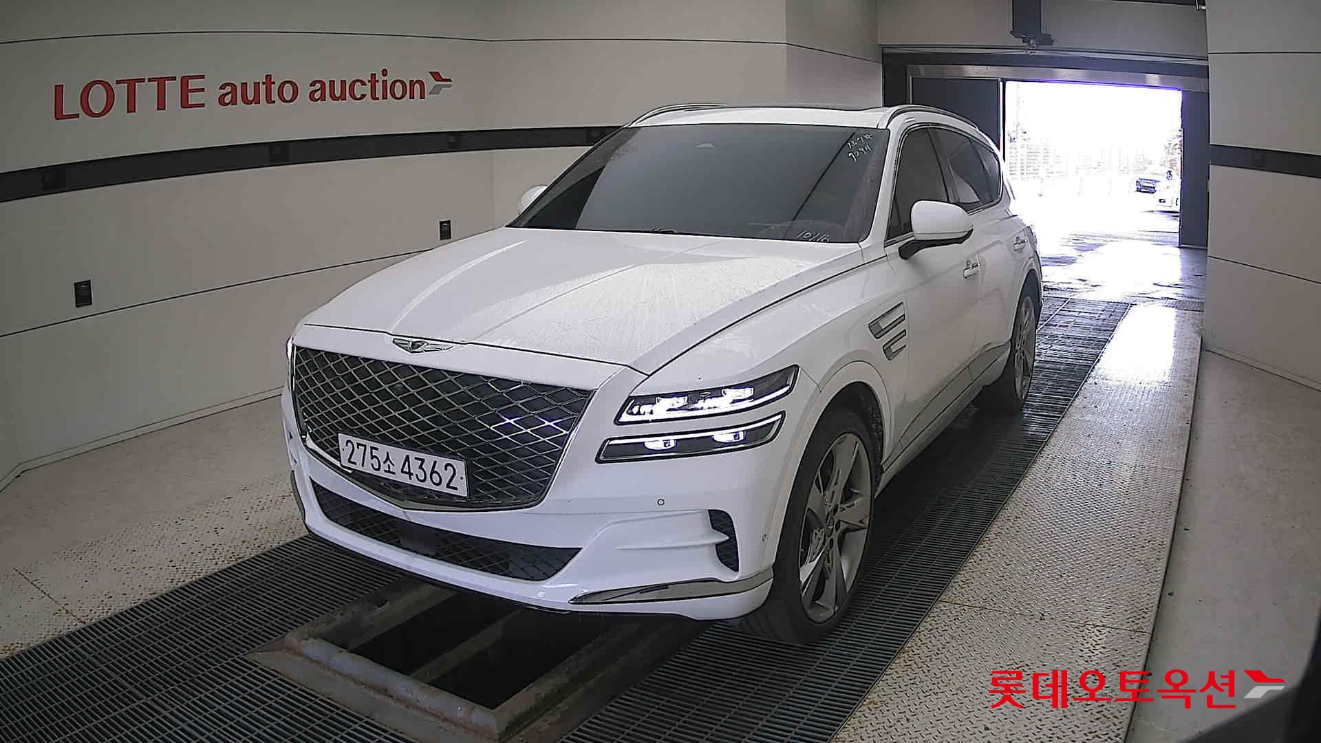 جينسس جي في 80