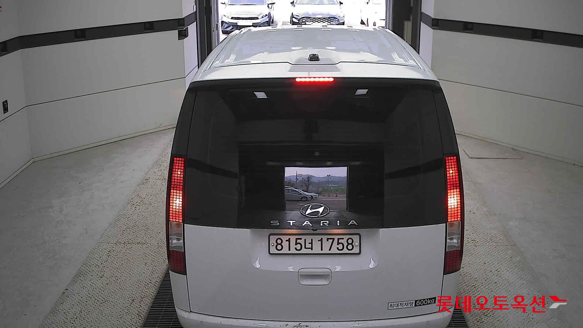 Hyundai Staria 2023 Белый из Кореи, фото 5