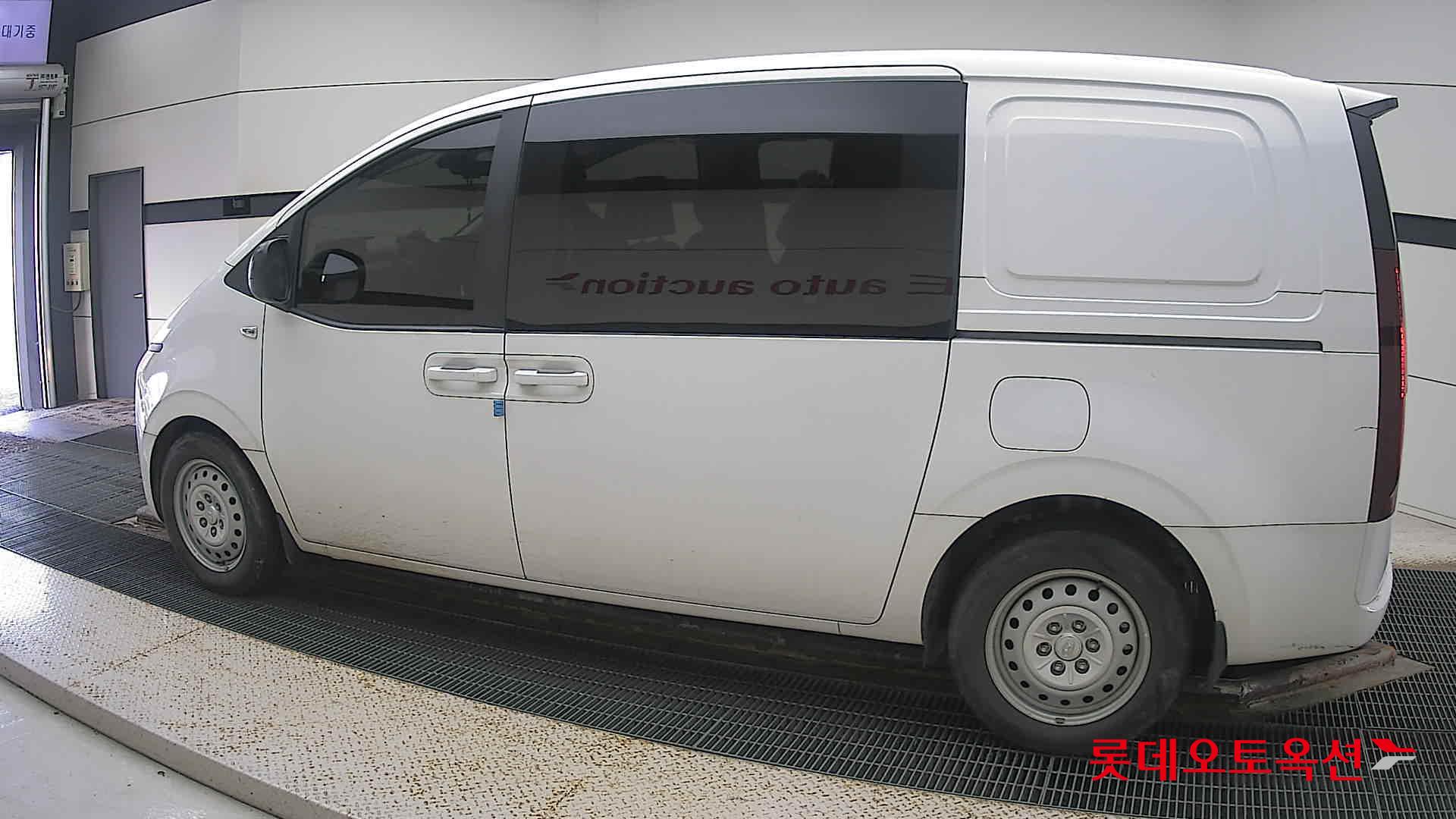 Hyundai Staria id 3466813 из Кореи 11