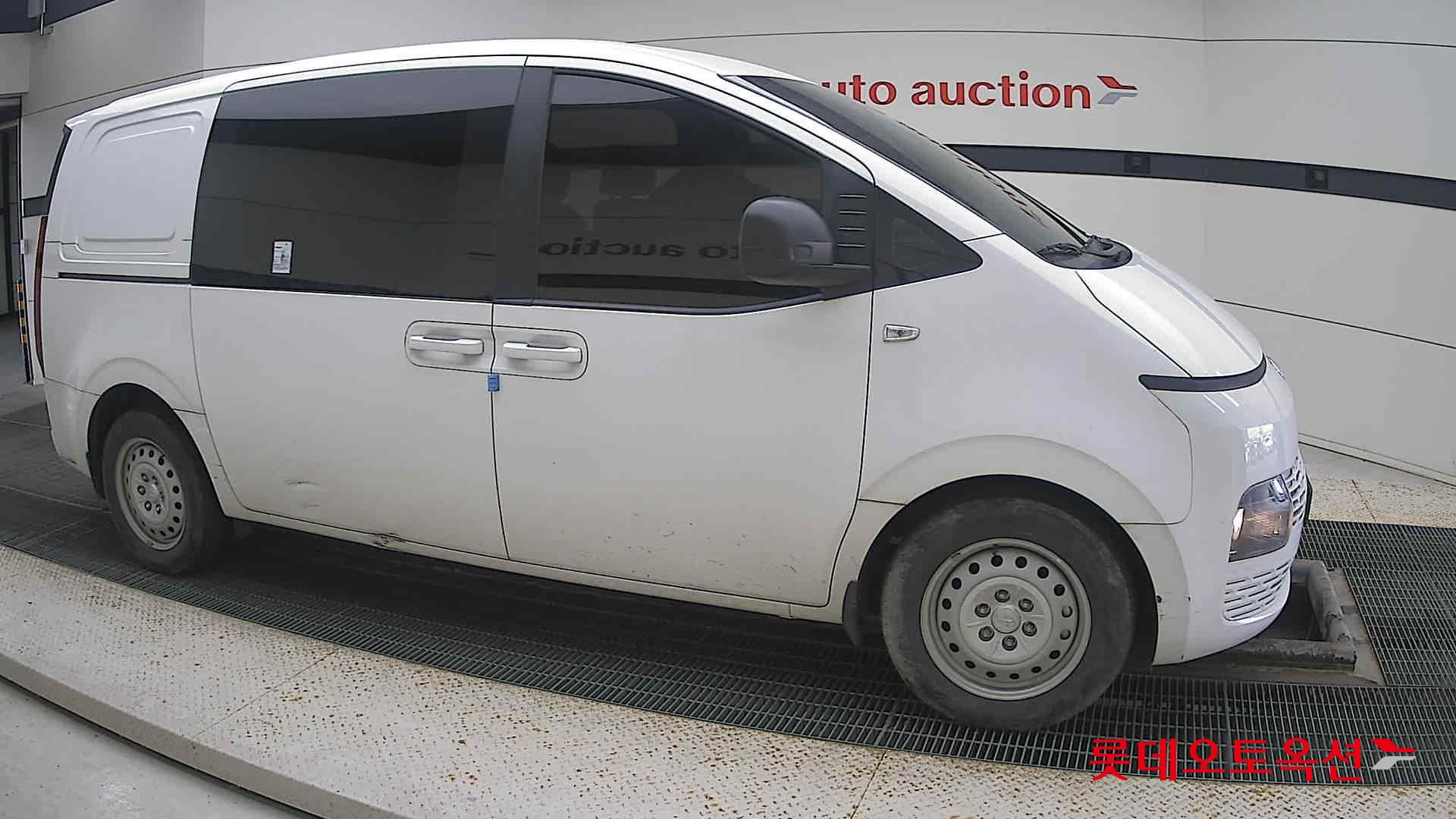 Hyundai Staria id 3466813 из Кореи 17