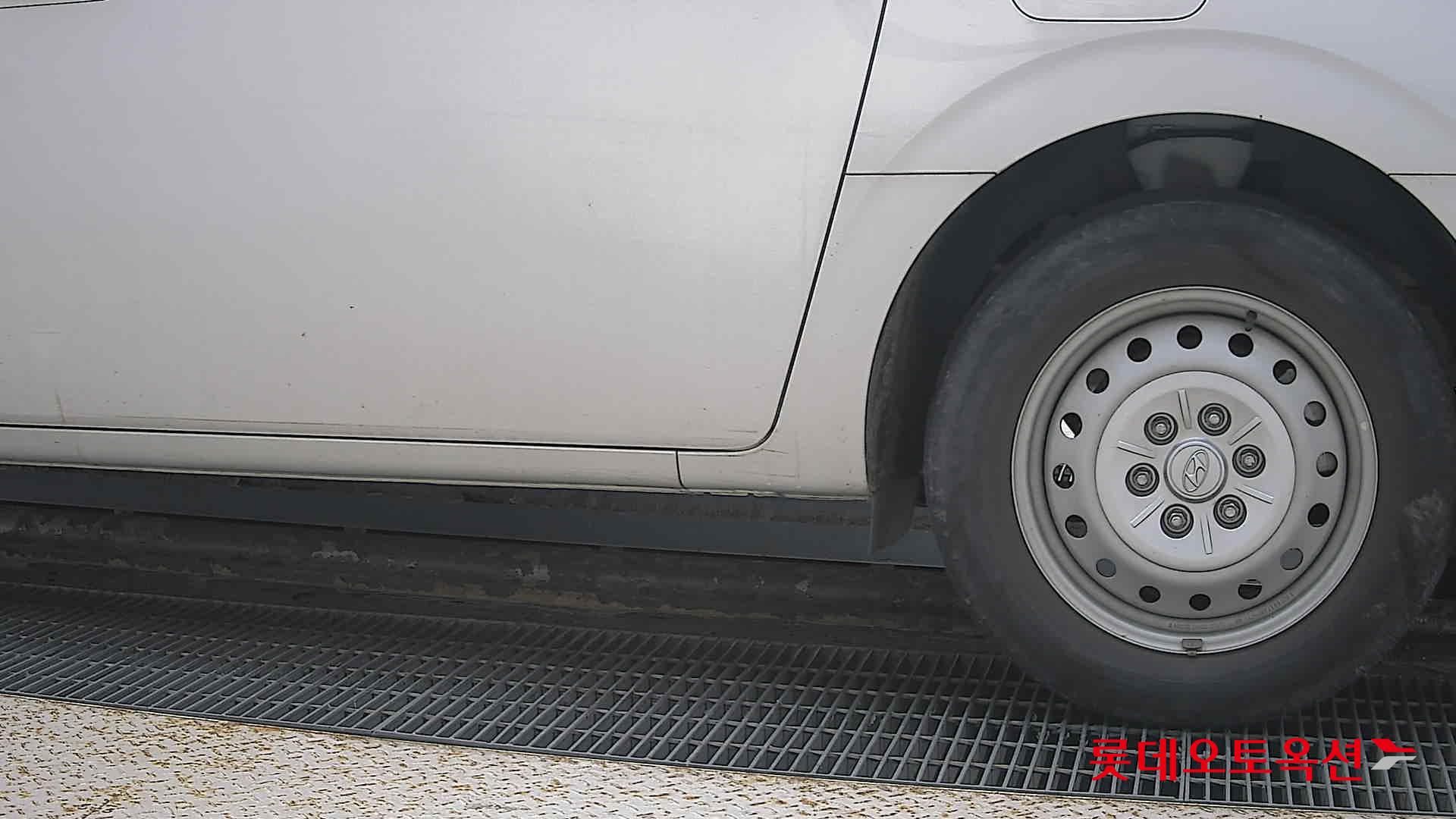 Hyundai Staria id 3466813 из Кореи 22