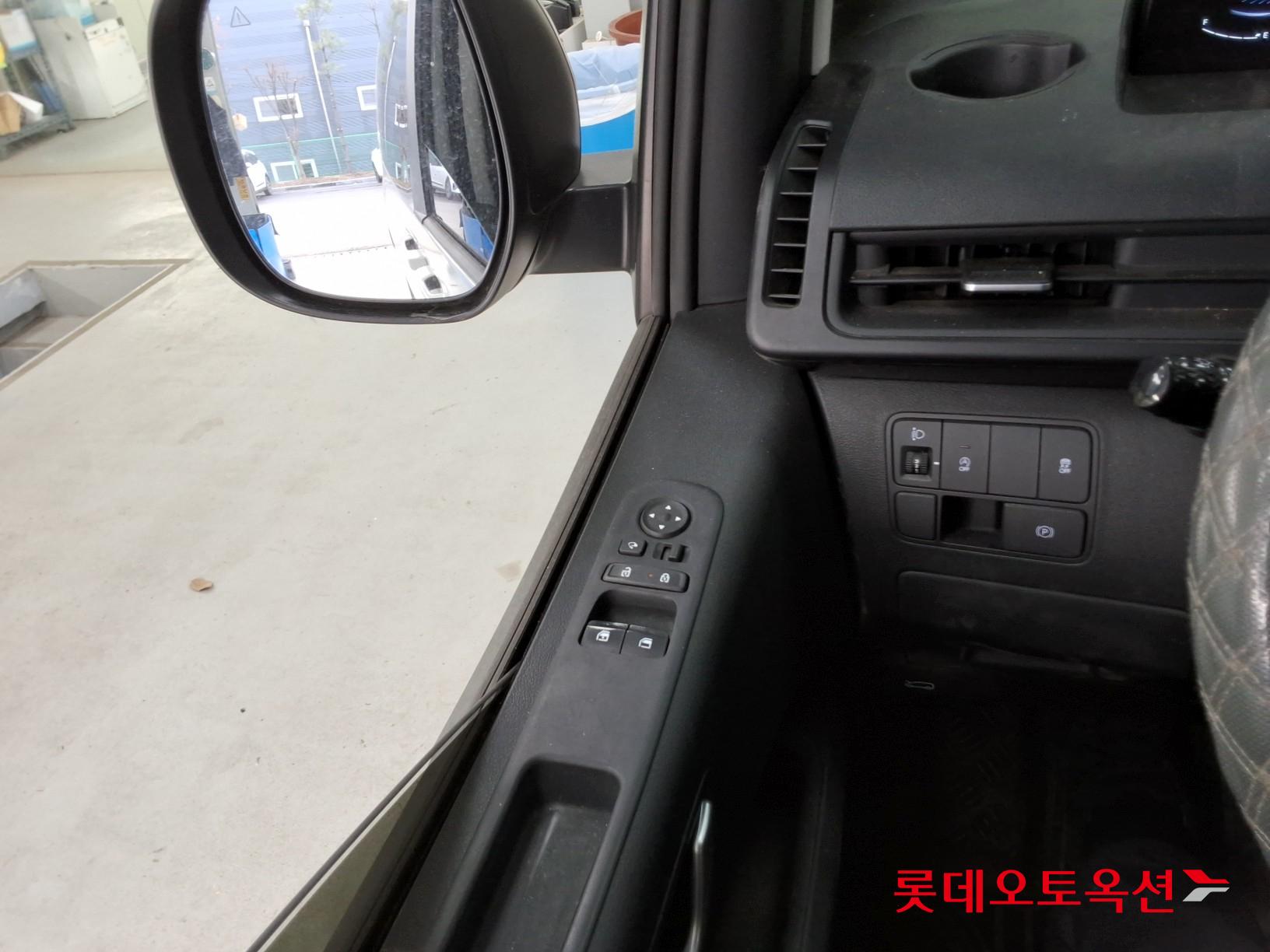 Hyundai Staria id 3466813 из Кореи 28