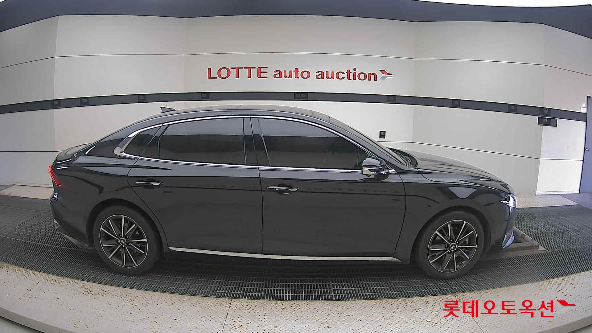 Hyundai Grandeur 2022 Midnight Black Pearl из Кореи, фото 3