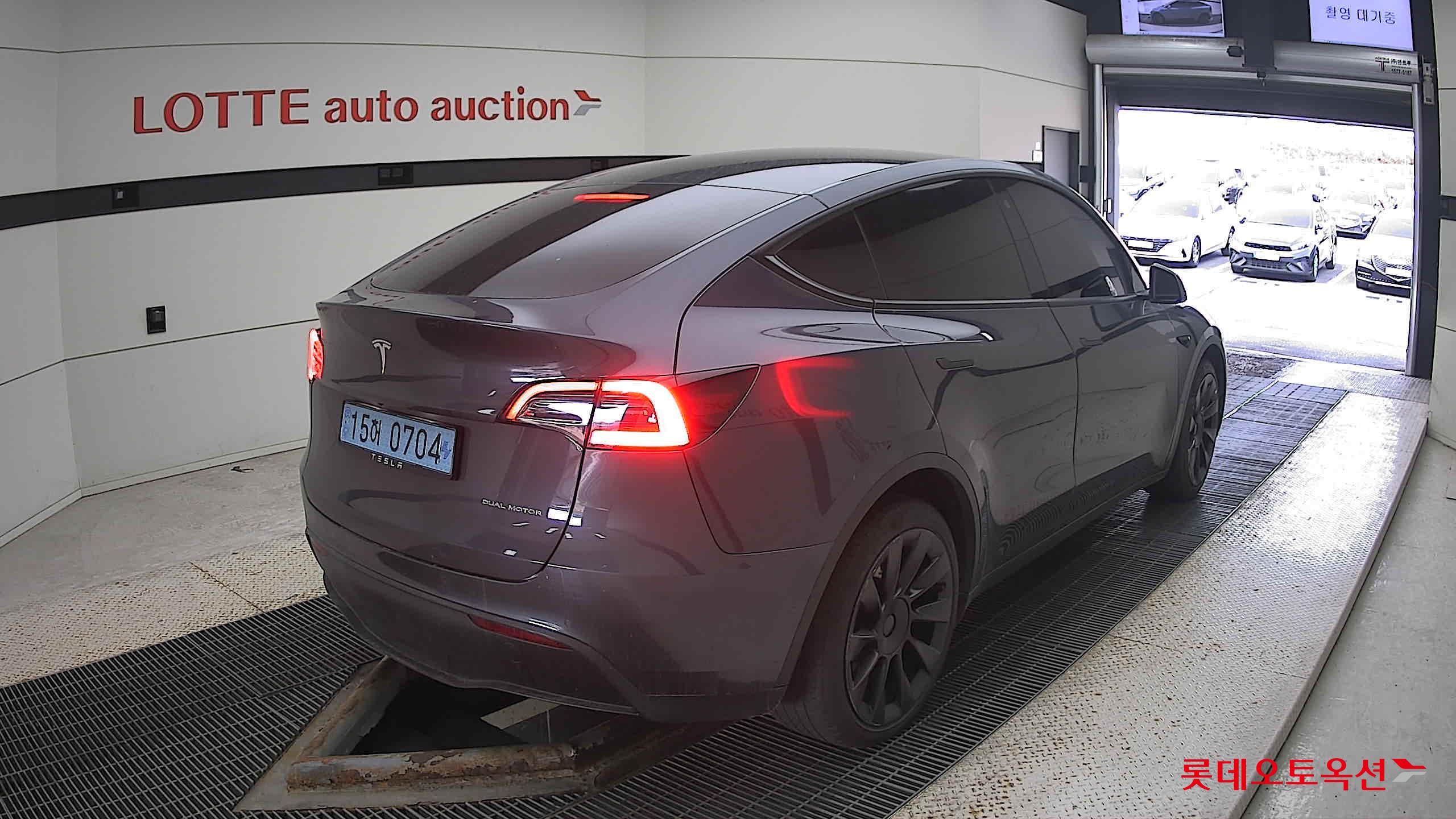 Tesla Model Y Long Range 2022 Midnight Silver Metallic из Кореи, фото 4