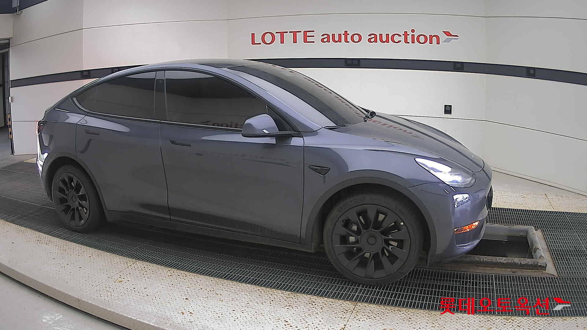 Tesla Model Y Long Range id 3441831 из Кореи 17