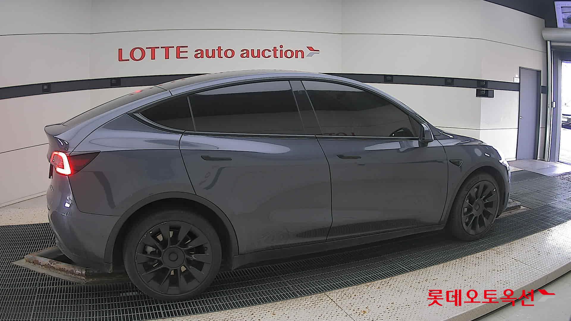 Tesla Model Y Long Range id 3441831 из Кореи 18