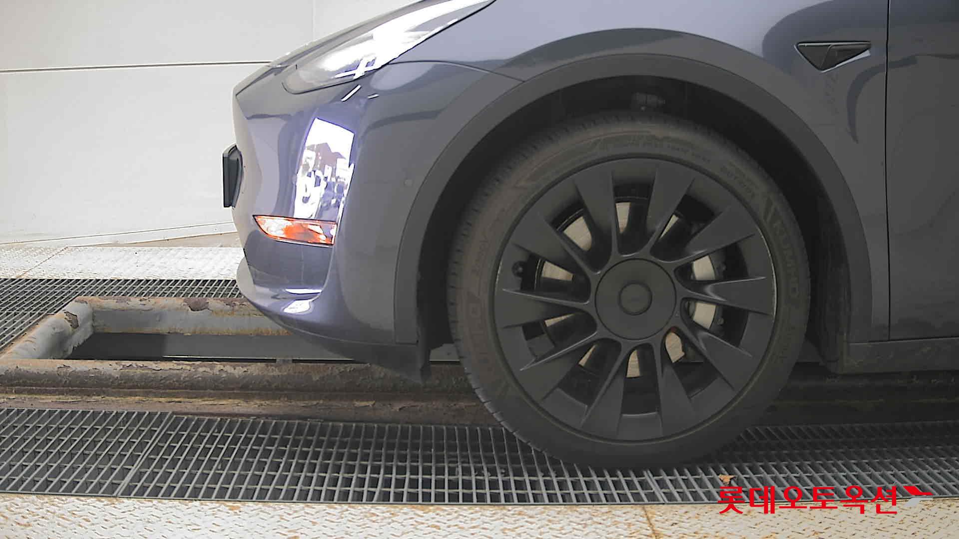 Tesla Model Y Long Range id 3441831 из Кореи 21