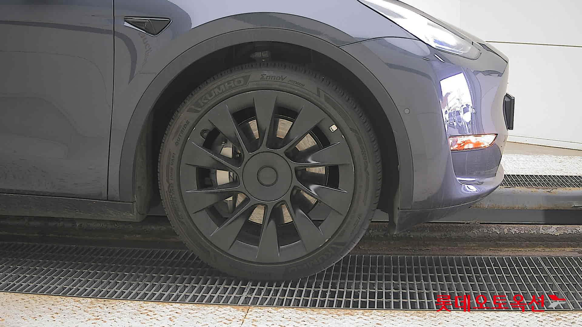 Tesla Model Y Long Range id 3441831 из Кореи 23