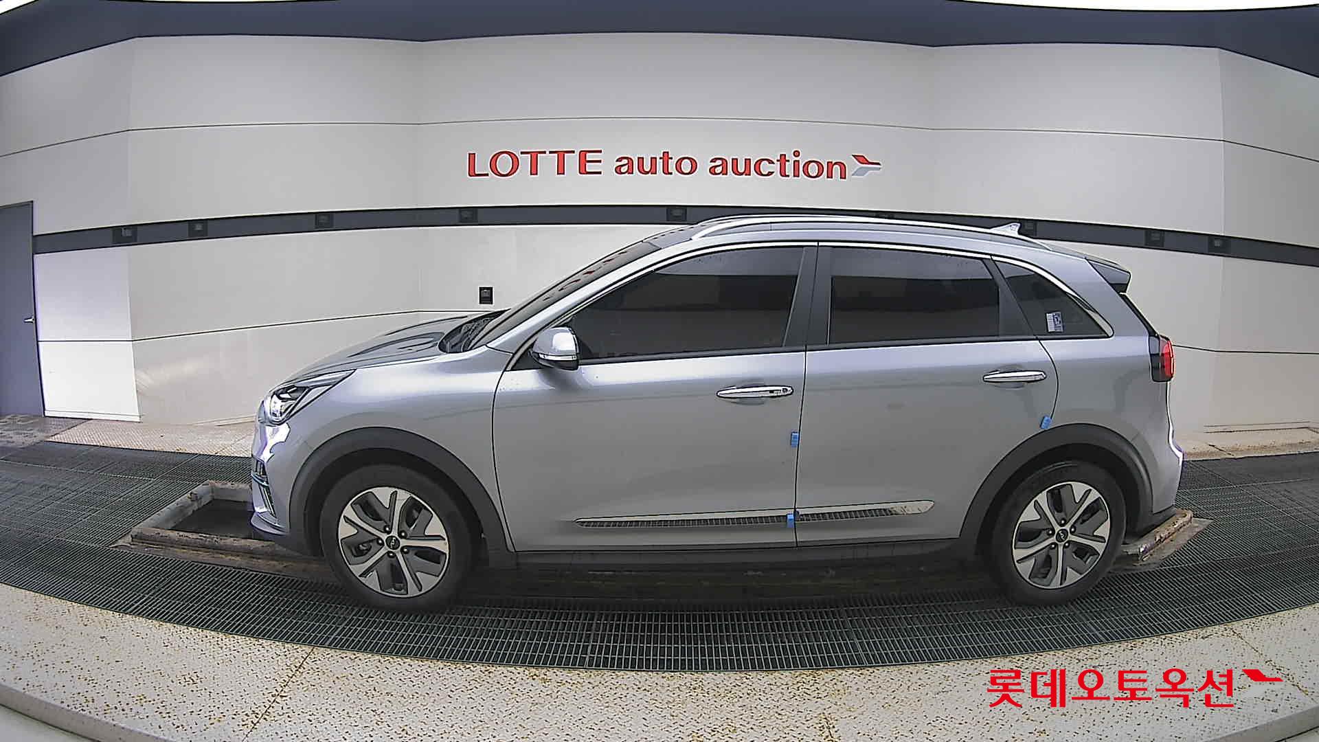 Kia Niro EV id 3471568 из Кореи 7