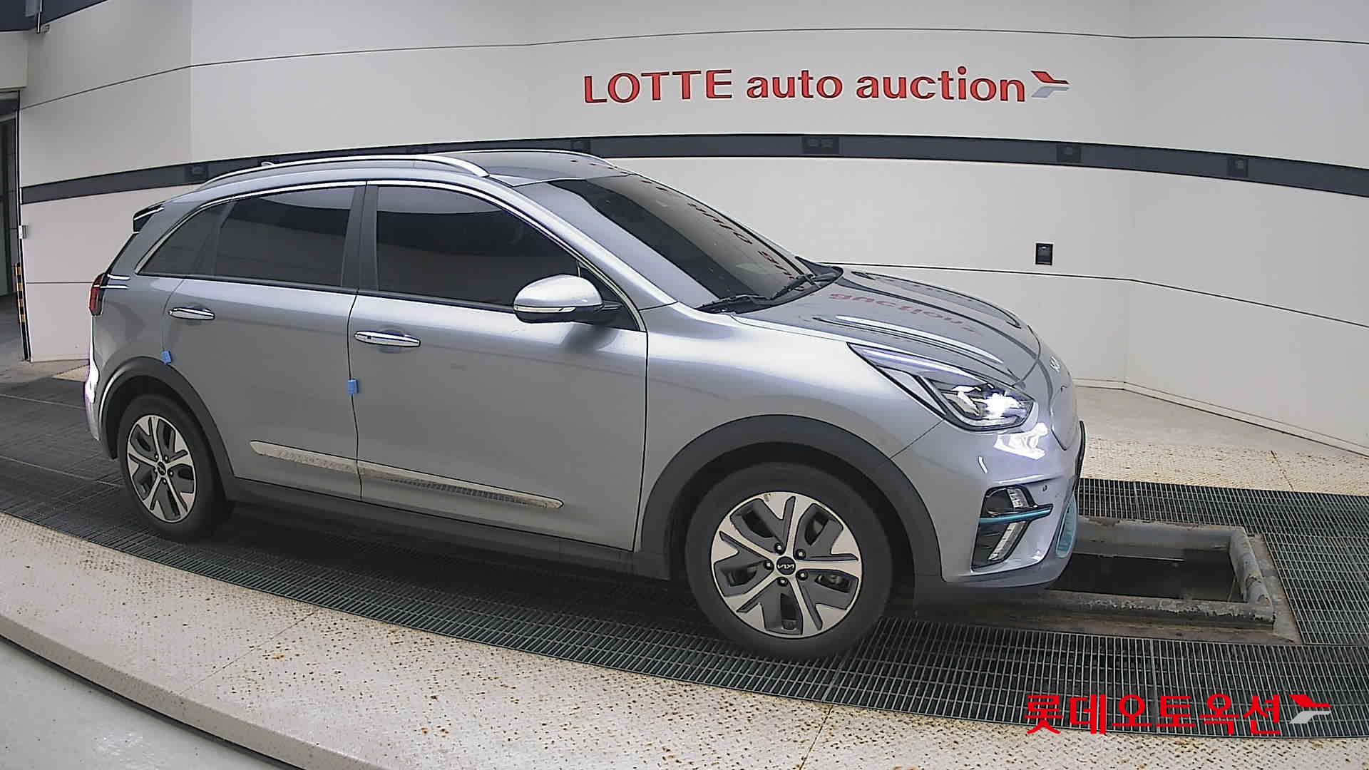 Kia Niro EV id 3471568 из Кореи 17