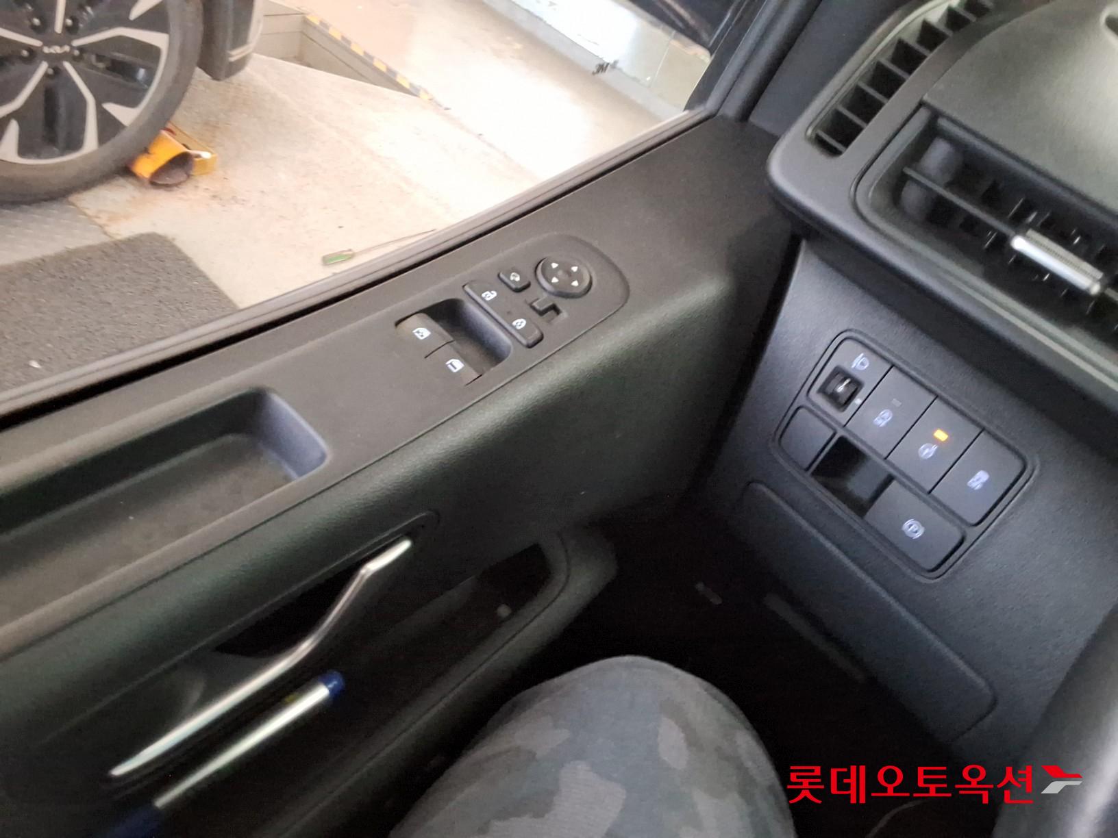 Hyundai Staria id 3446707 из Кореи 28