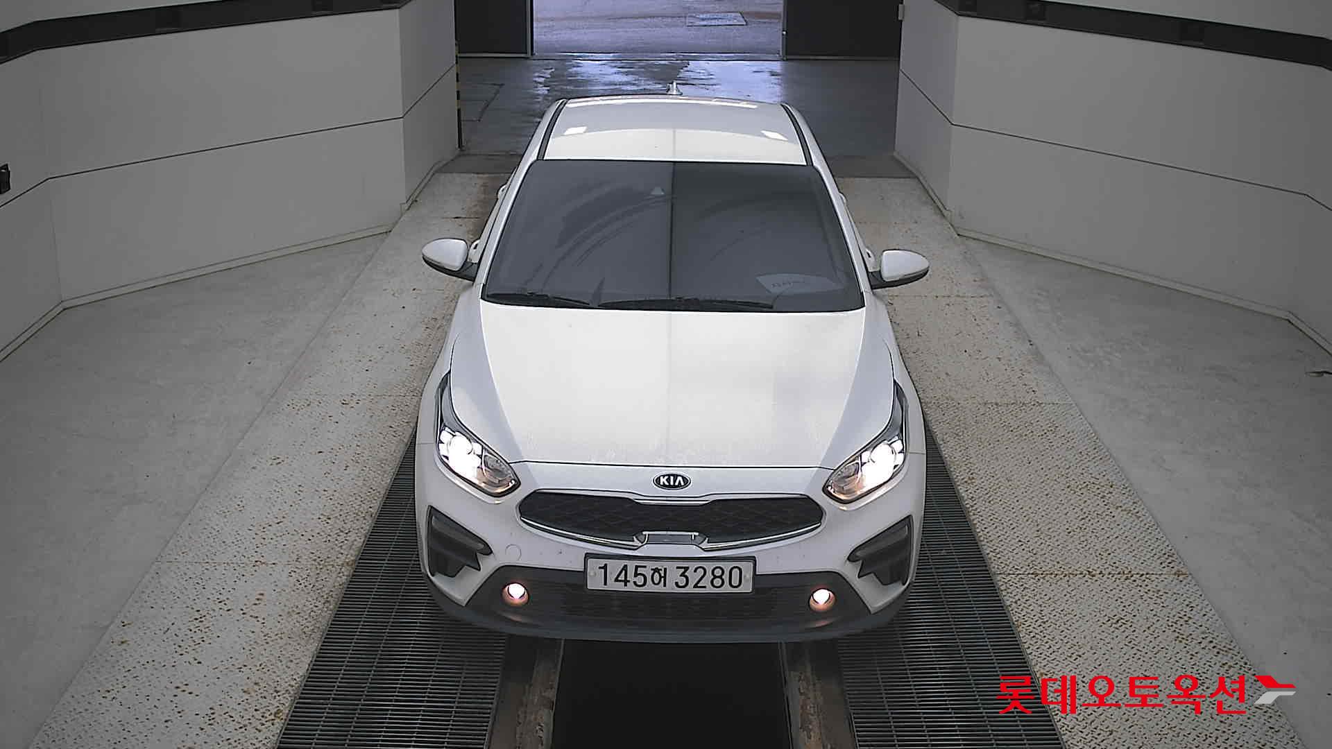 Kia K3 id 3446731 из Кореи 8