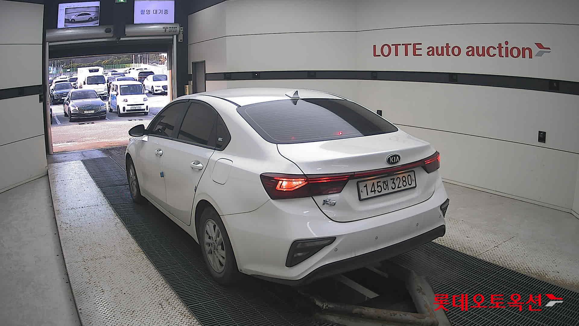 Kia K3 id 3446731 из Кореи 9