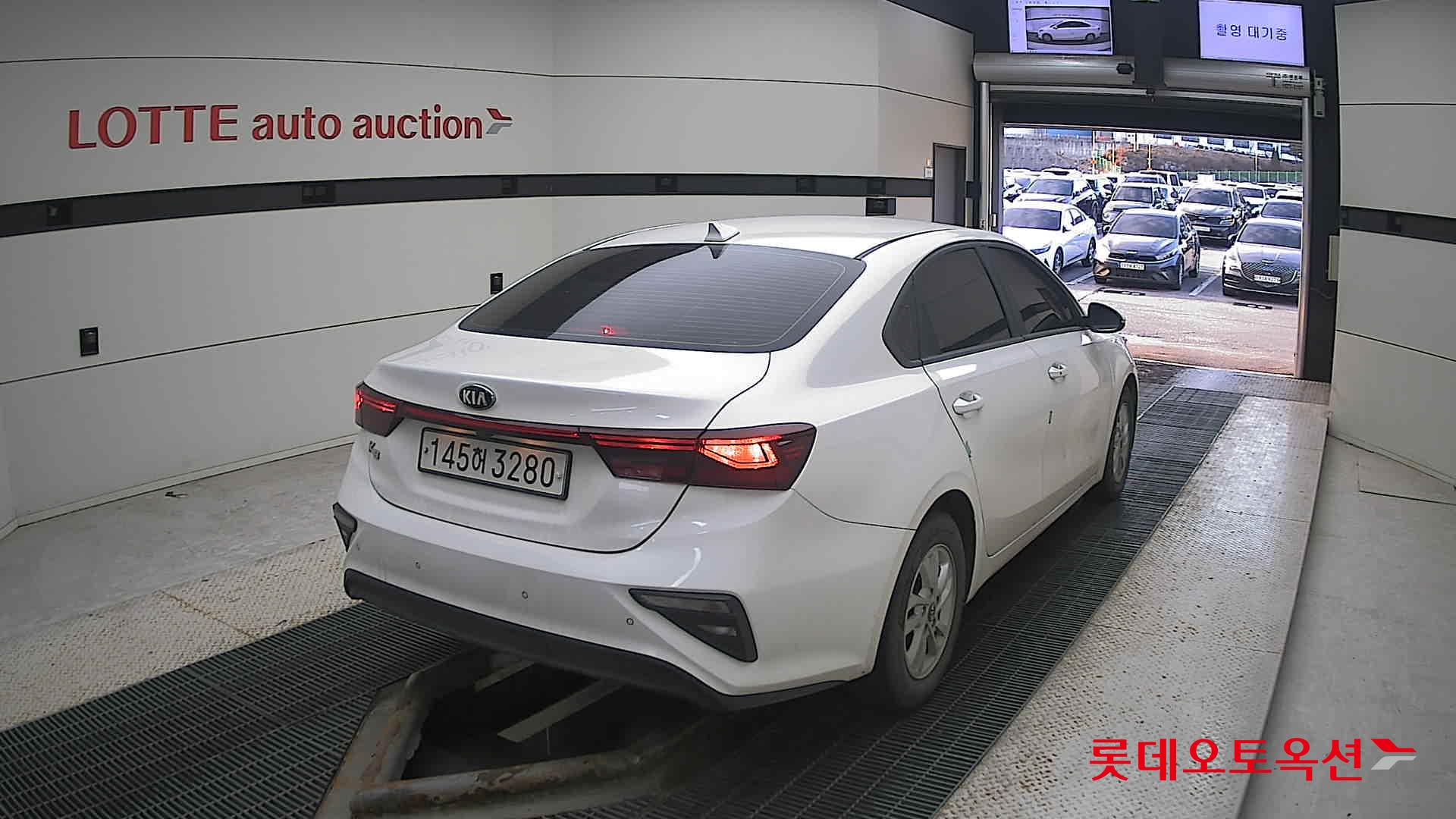 Kia K3 id 3446731 из Кореи 20