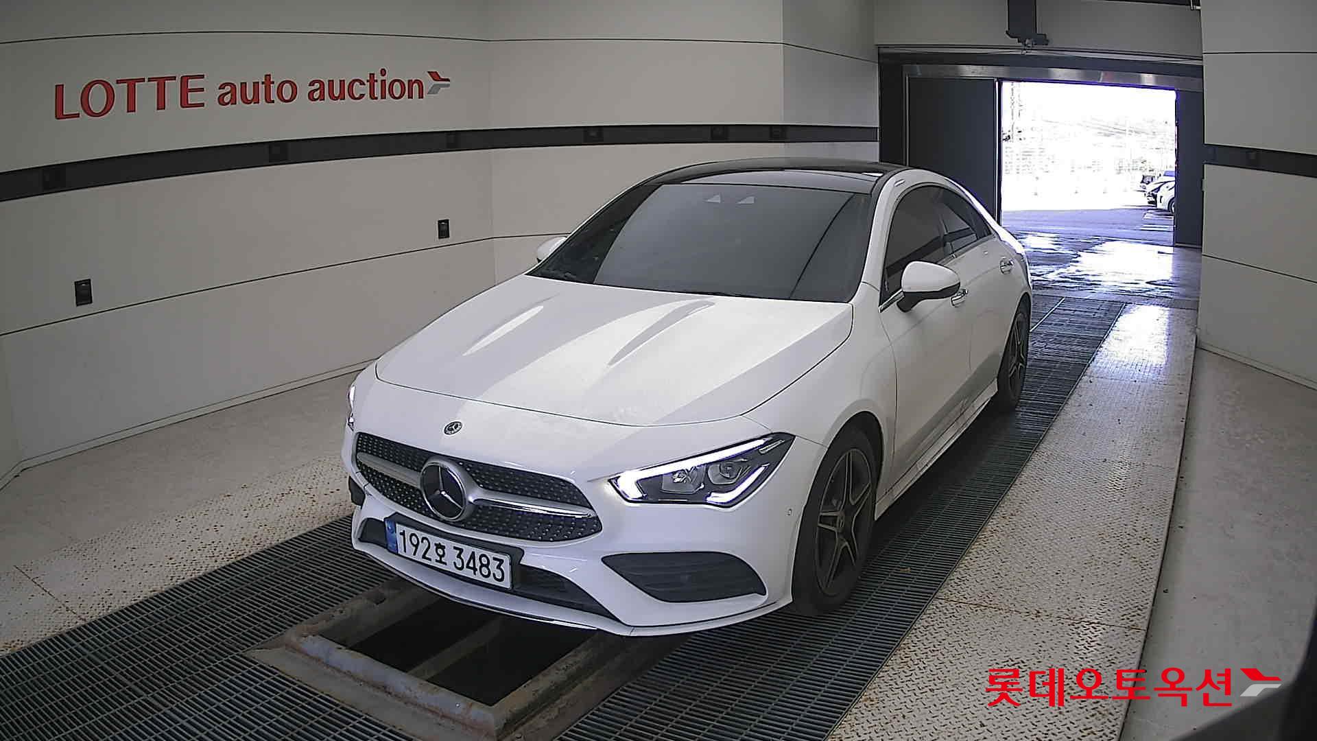 Mercedes-Benz Mercedes-Benz CLA250 4MATIC 2022 149-POLAR WHITE [BENZ] из Кореи