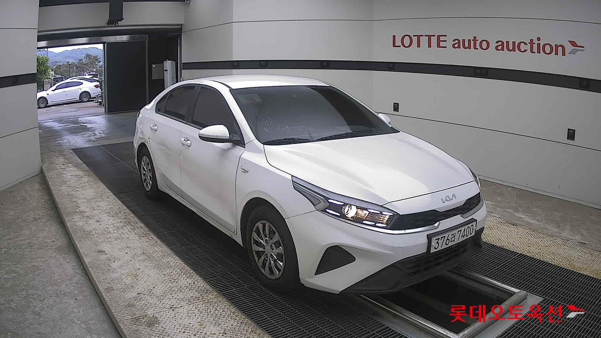 Kia K3 - 6