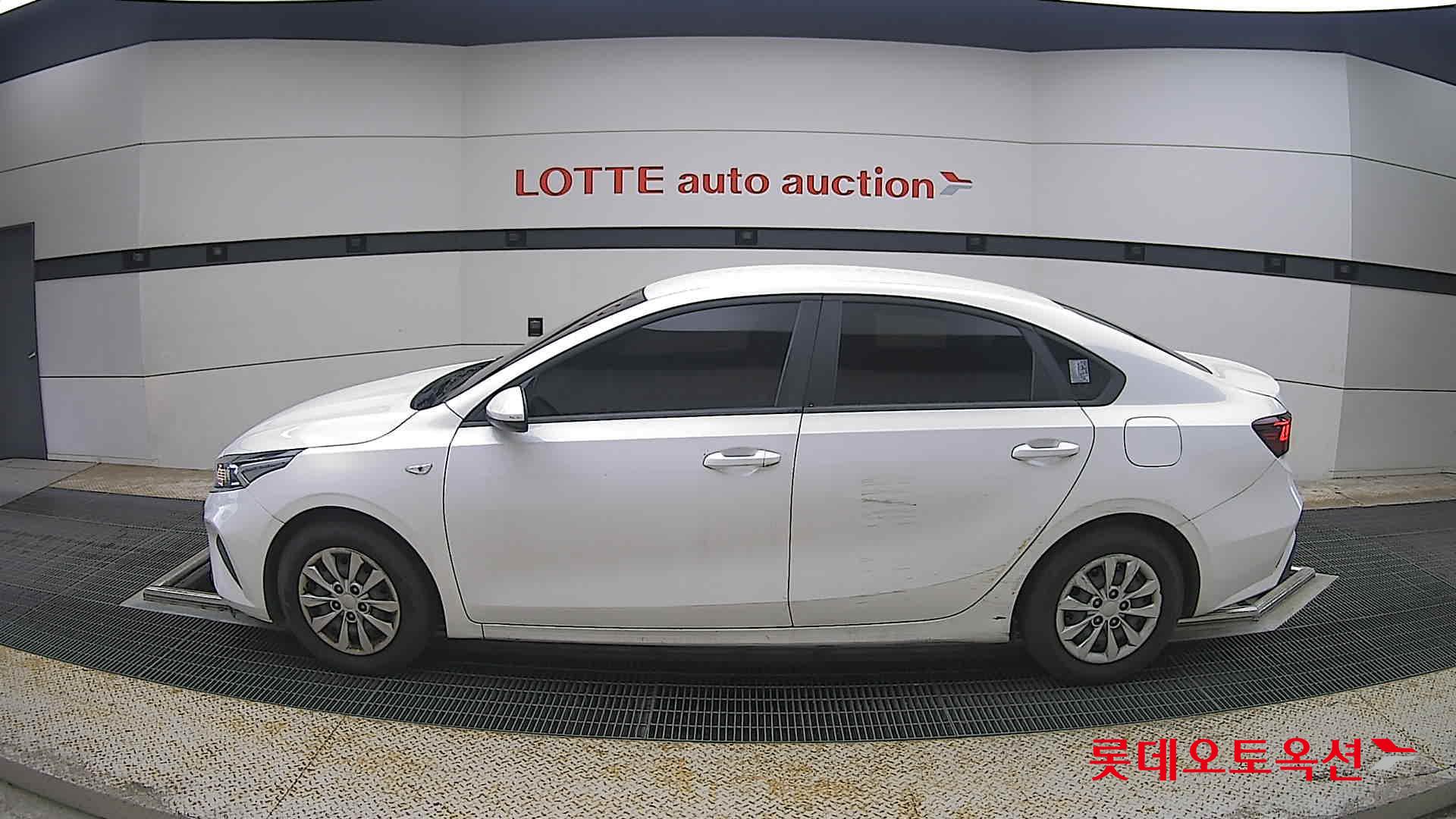 Kia K3 - 13