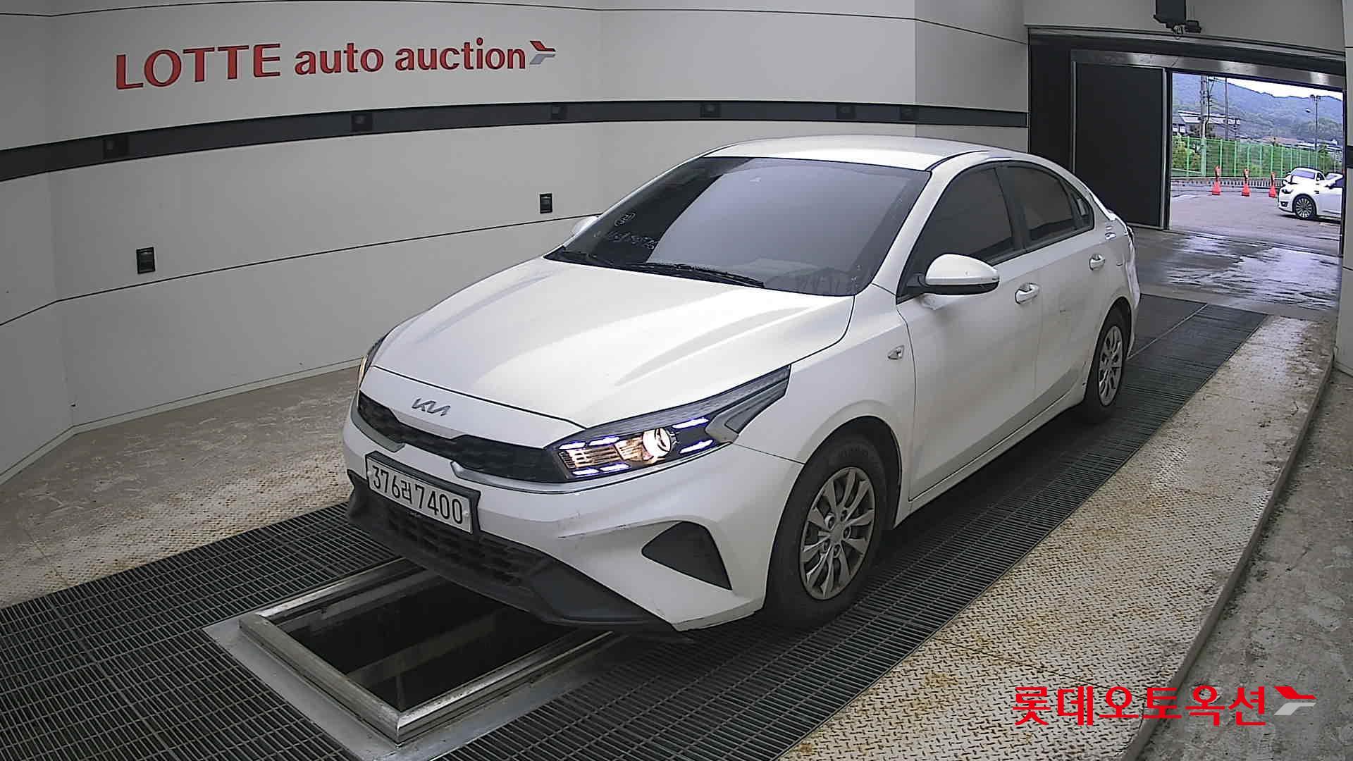 Kia K3 - 3