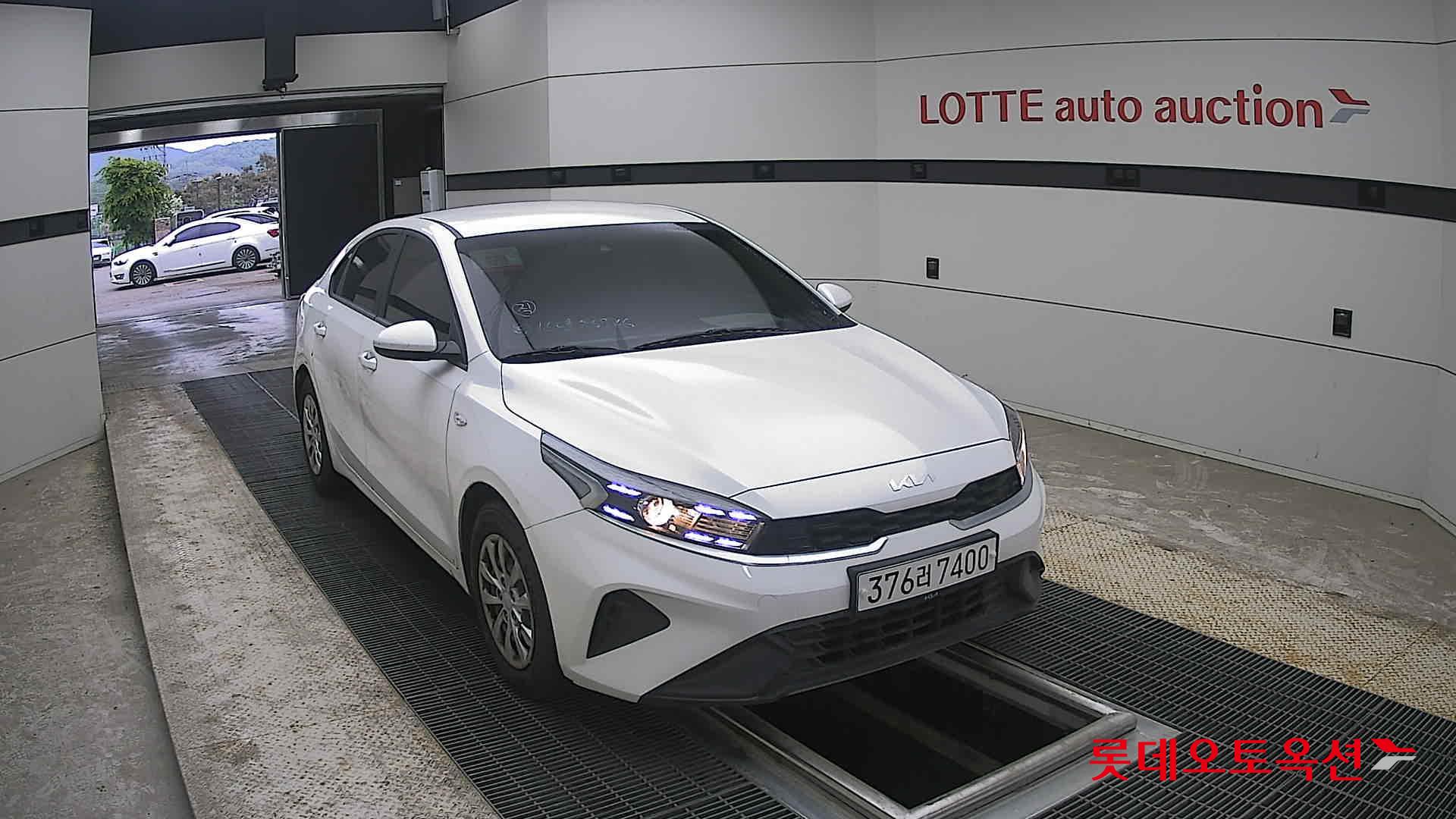 Kia K3 - 24