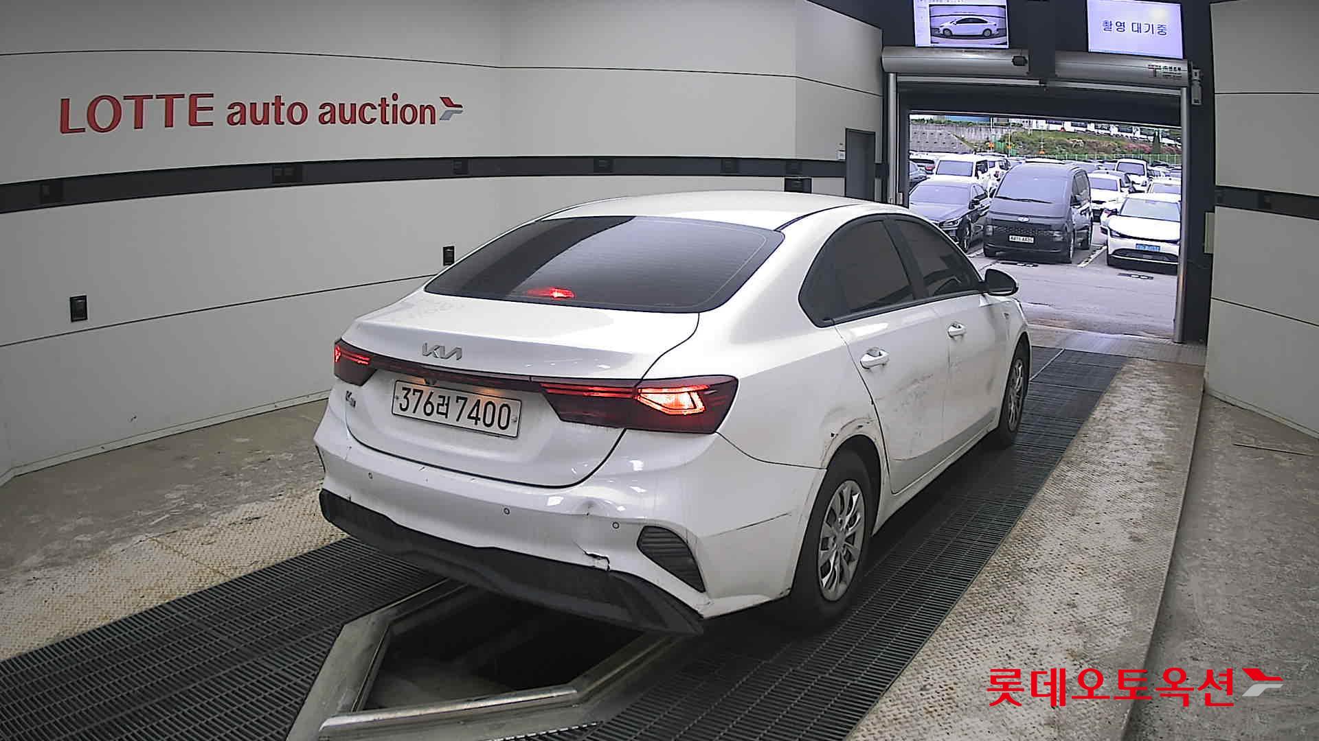 Kia K3 - 18