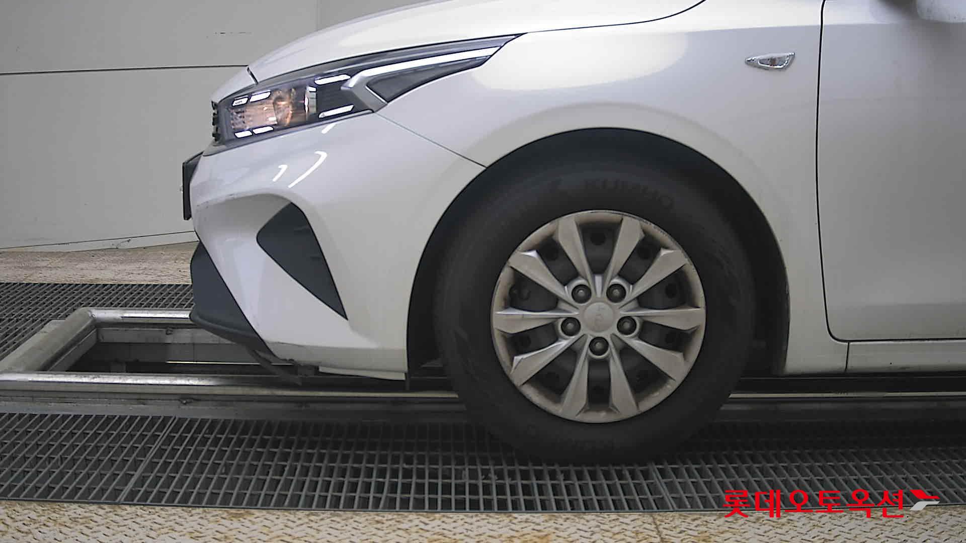 Kia K3 - 25