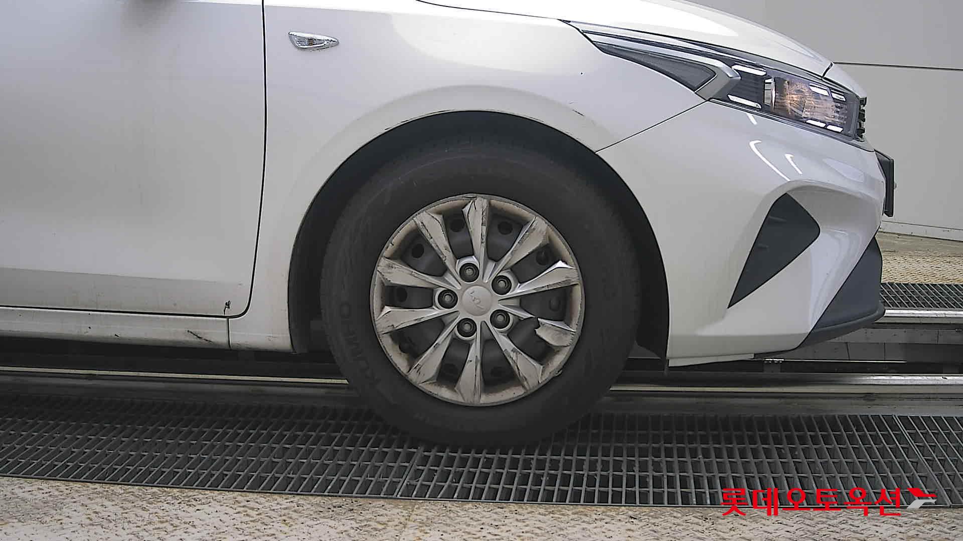 Kia K3 - 27