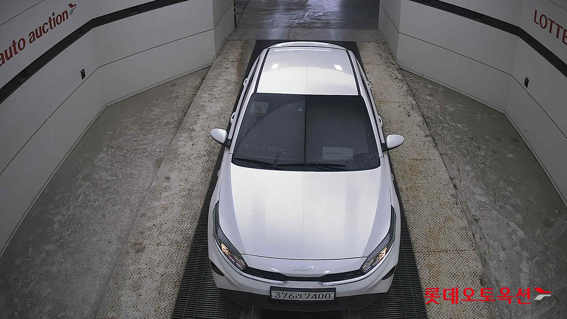 Kia K3 - 7