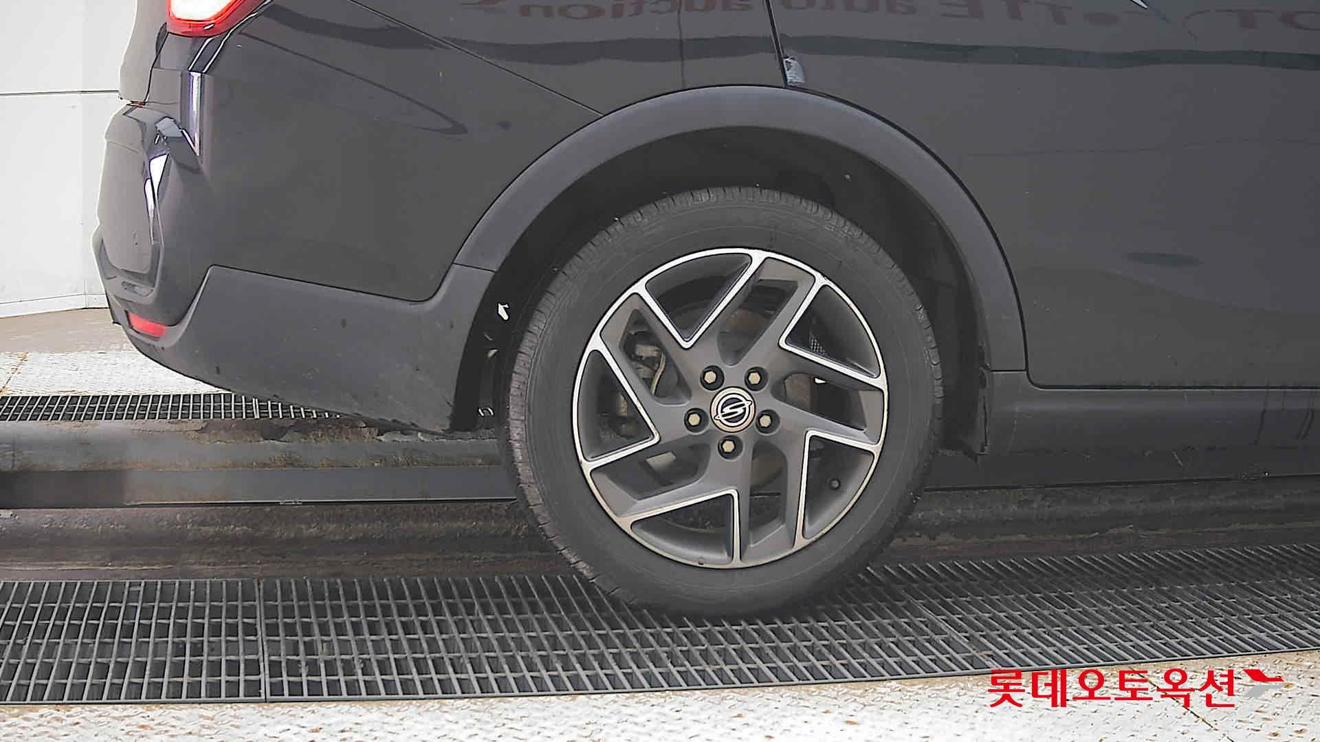 SsangYong Tivoli Air id 3471595 из Кореи 24