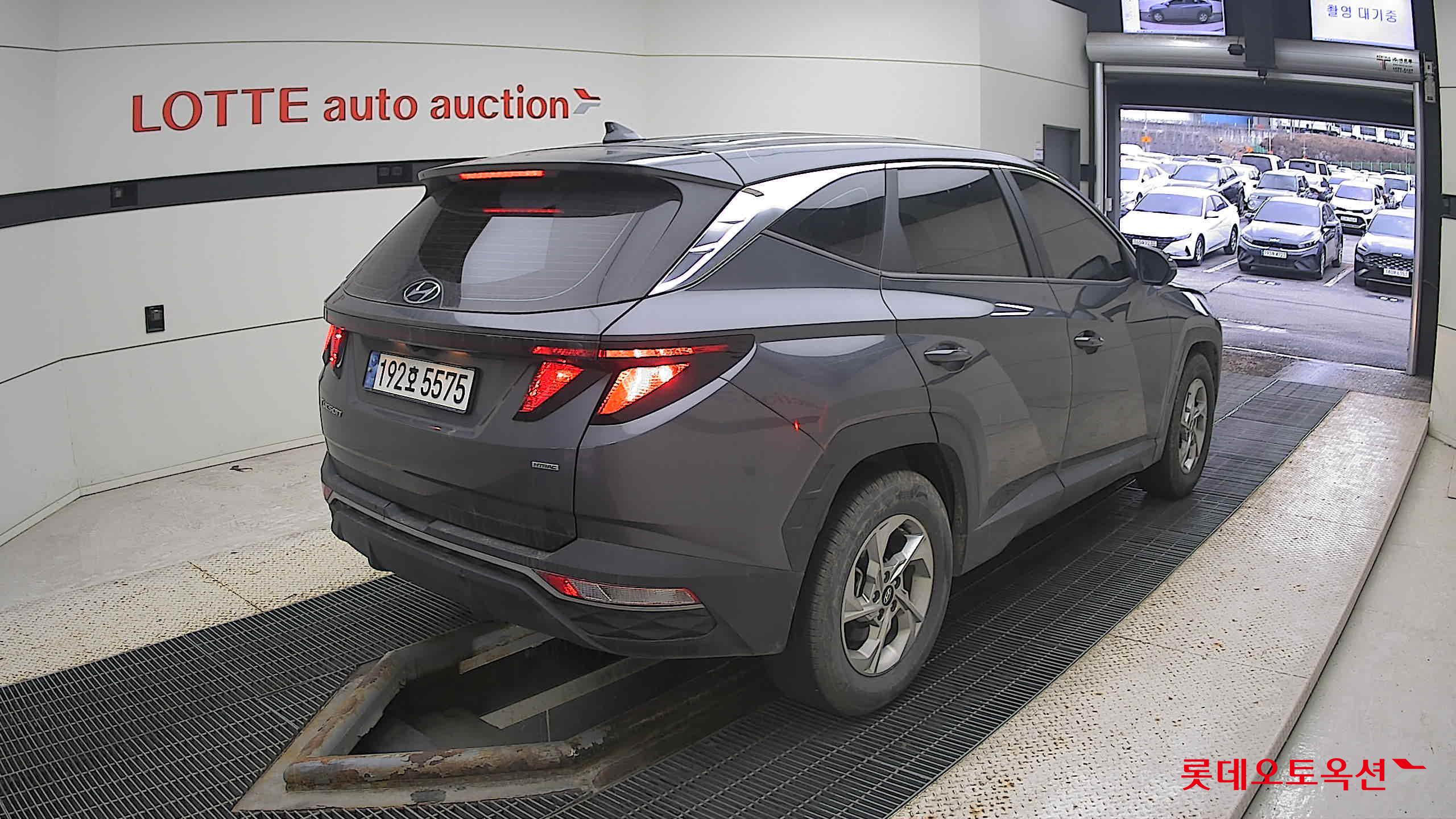 Hyundai Tucson 2023 Titanium Grey Metallic из Кореи, фото 4