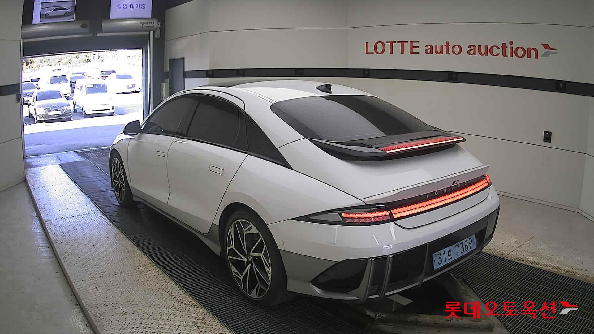 Hyundai IONIQ 6 2023 Serenity White Pearl (Optional addition) из Кореи, фото 6