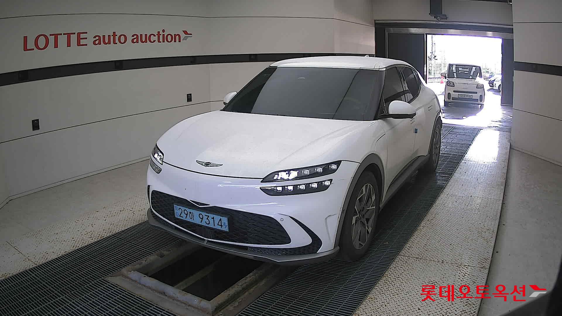 Hyundai GV60 2022 Uyuni White из Кореи