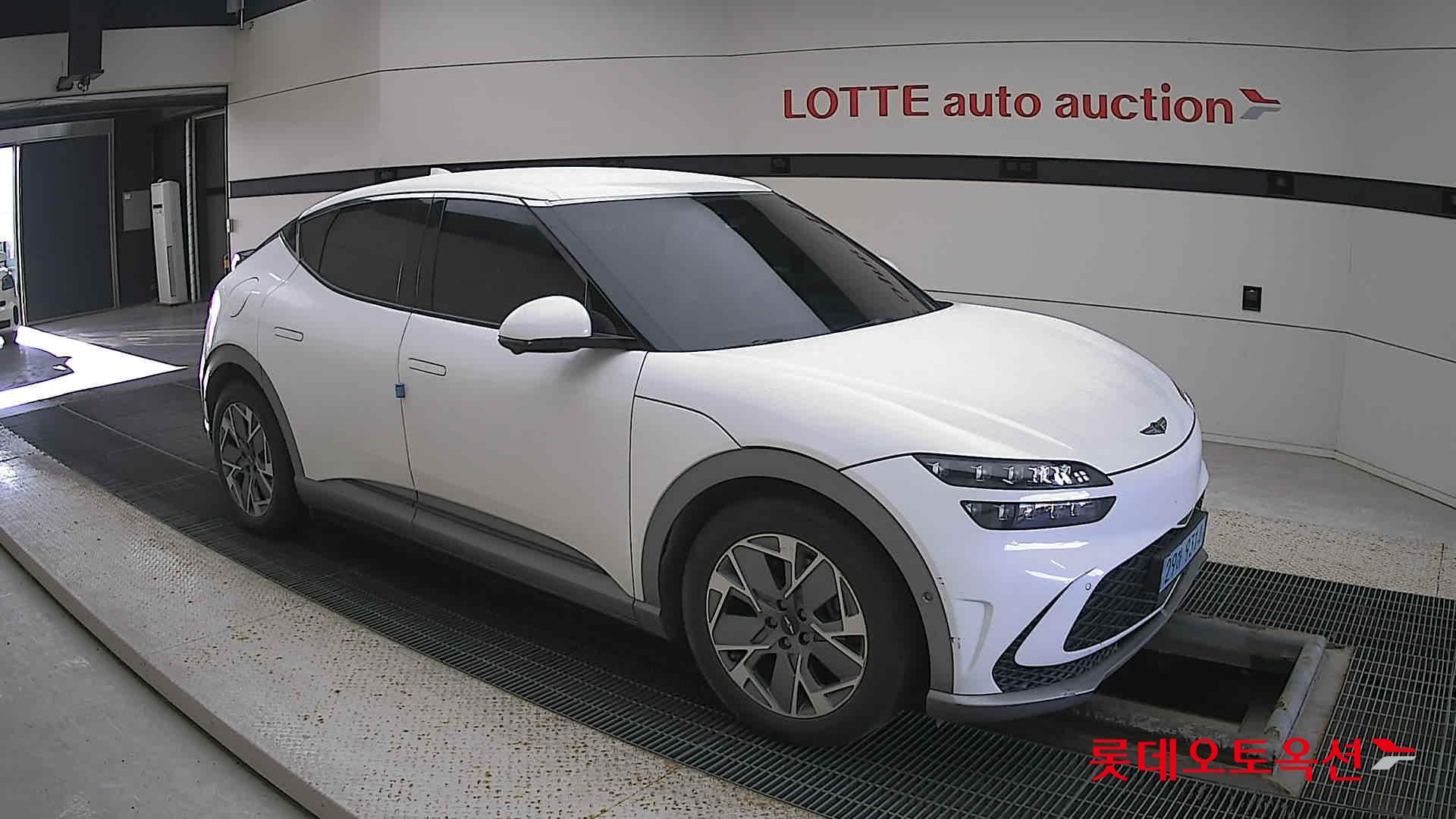 Hyundai GV60 id 3446721 из Кореи 16