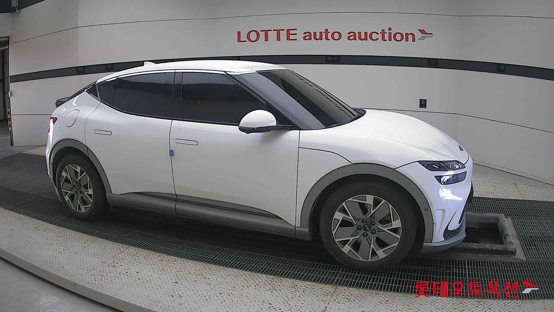 Hyundai GV60 id 3446721 из Кореи 17