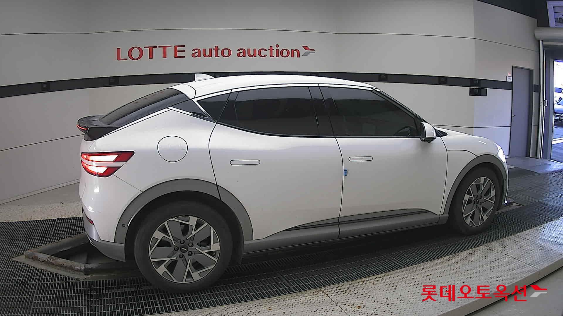 Hyundai GV60 id 3446721 из Кореи 18