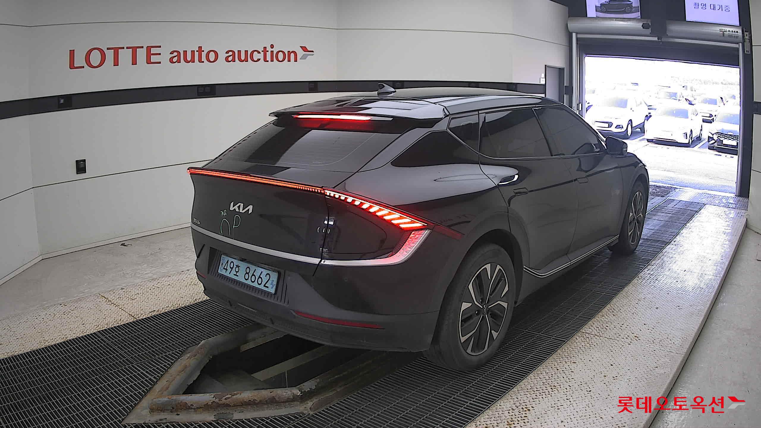 Kia EV6 2022 Aurora Black Pearl из Кореи, фото 4