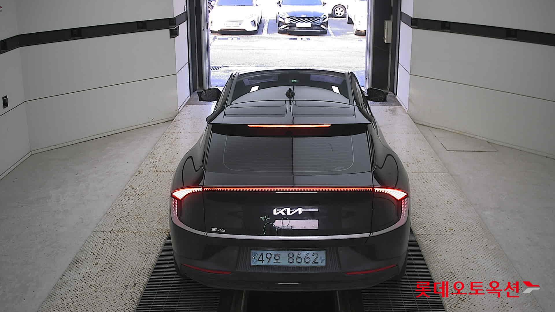 Kia EV6 2022 Aurora Black Pearl из Кореи, фото 5