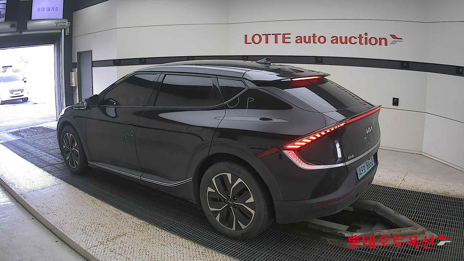 Kia EV6 id 3471564 из Кореи 10